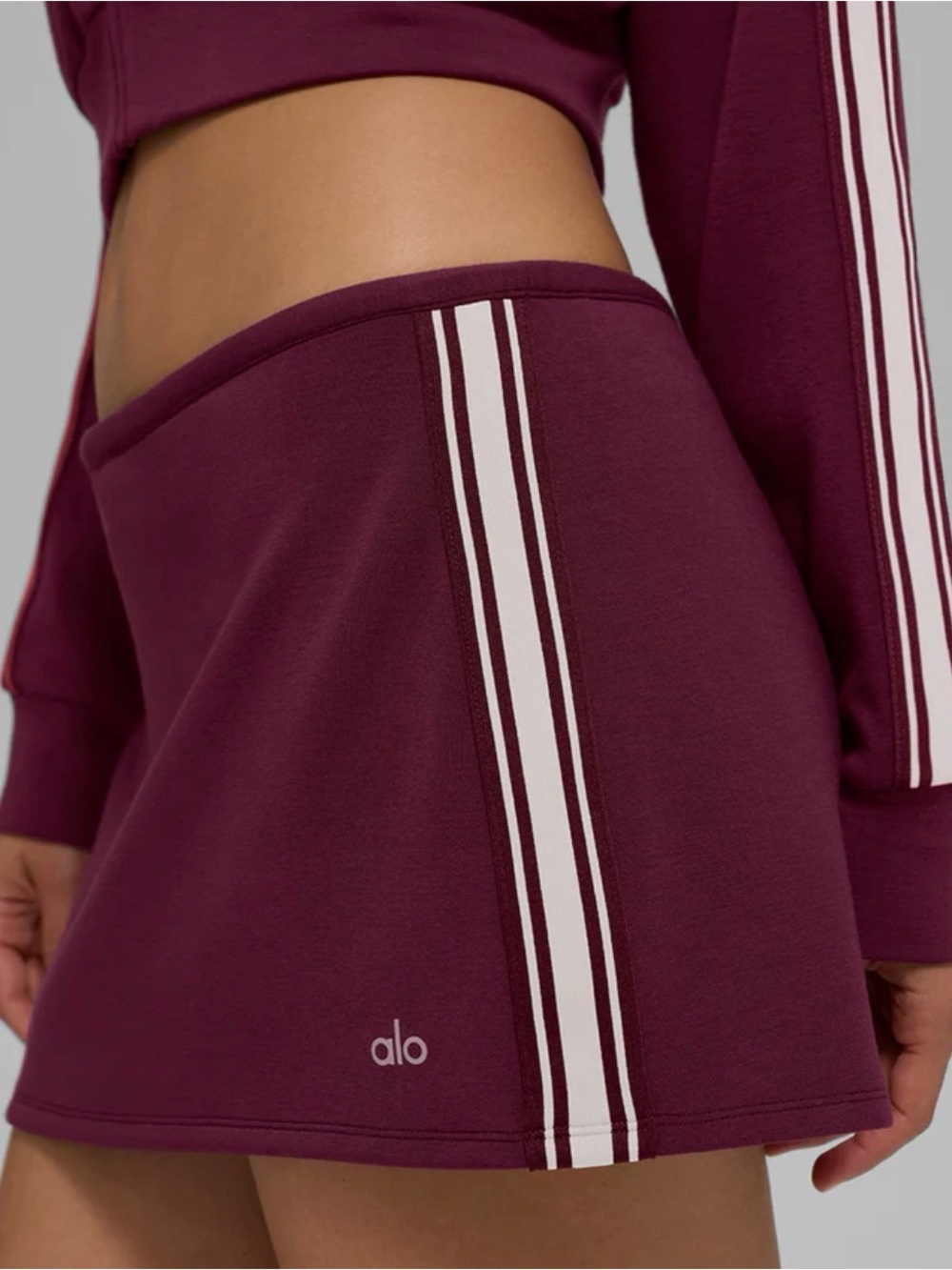 Alo Yoga Track Star Mini Skirt in Limited Burgundy Women’s Size Small